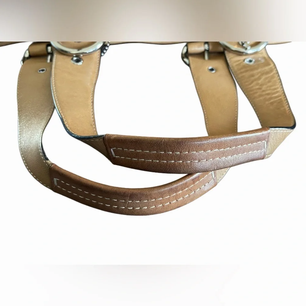 ❌SOLD❌Vintage Coach Leather Tan/Camel Color Shoulder/ Handbag - Picture 10 of 17